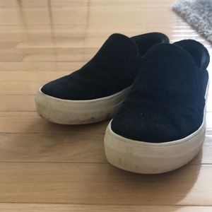 Lightly worn Steve Madden platform sneakers
